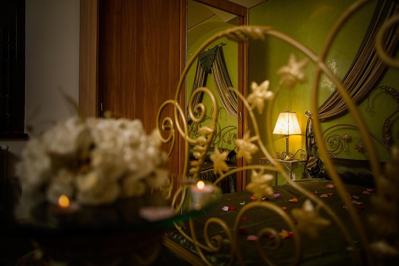 Hotel Roco Izvin エクステリア 写真