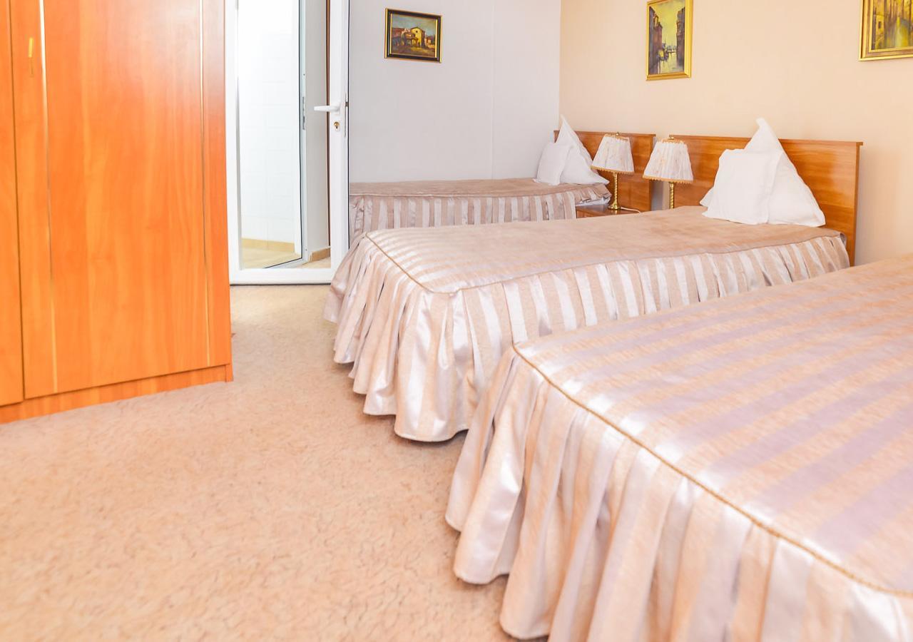 Hotel Roco Izvin エクステリア 写真