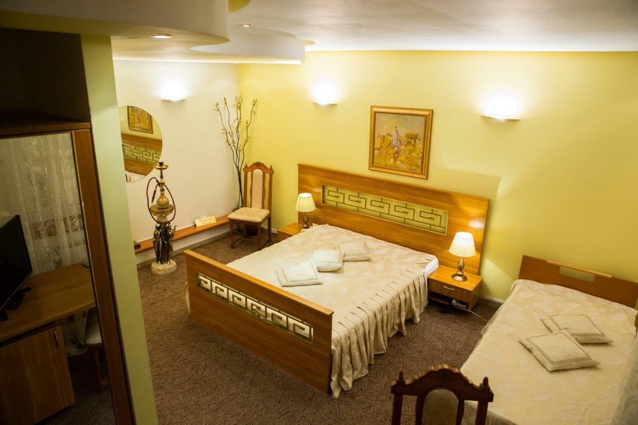 Hotel Roco Izvin エクステリア 写真