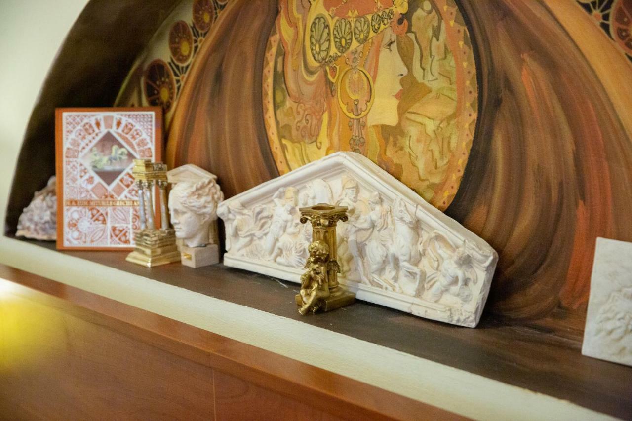 Hotel Roco Izvin エクステリア 写真