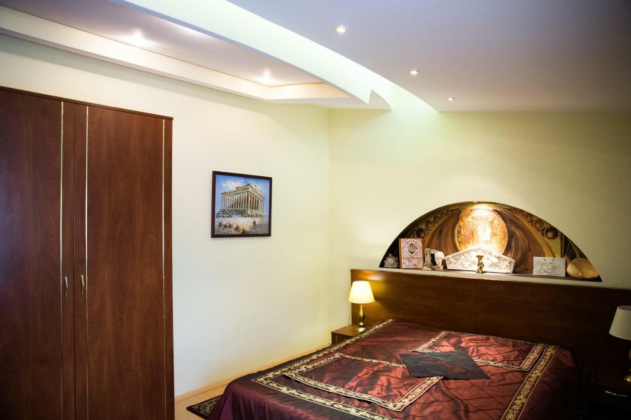 Hotel Roco Izvin エクステリア 写真