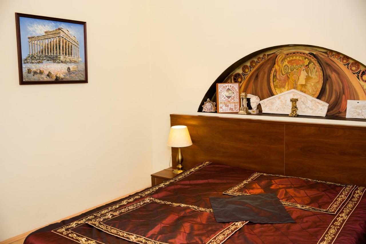 Hotel Roco Izvin エクステリア 写真