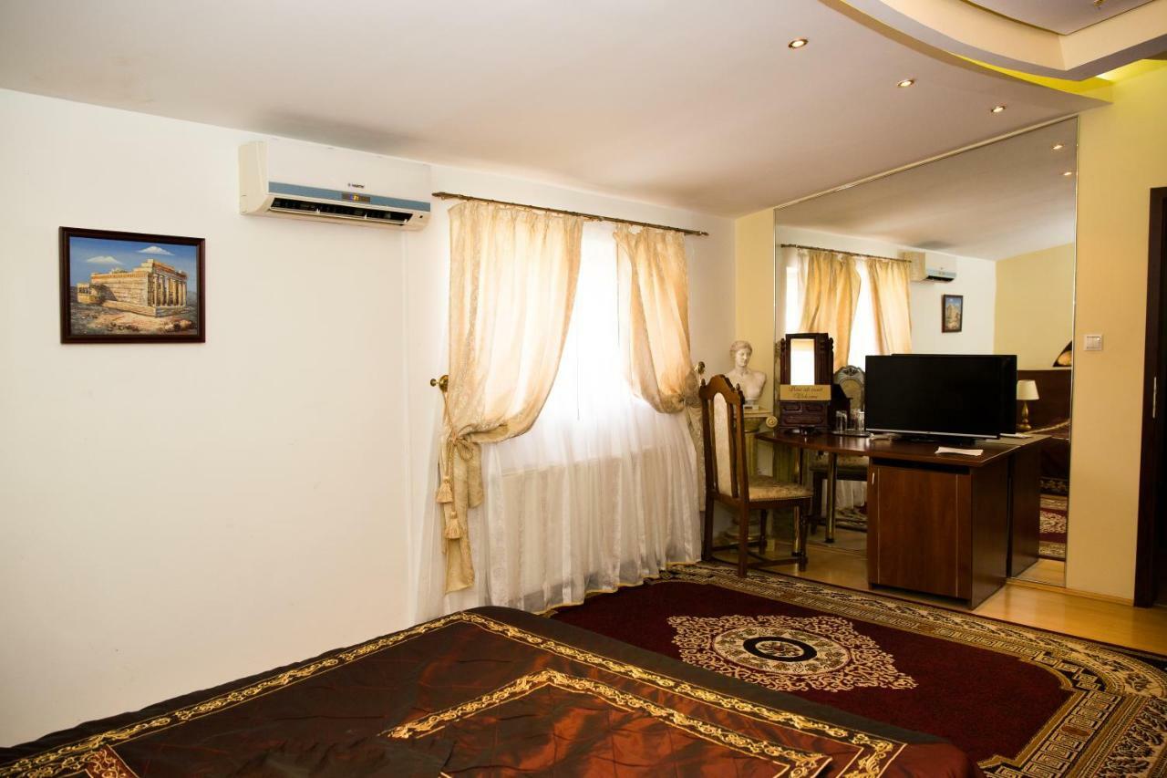 Hotel Roco Izvin エクステリア 写真